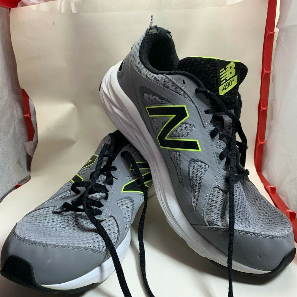Mens New Balance 490v4 Running Shoes Gray Size 14